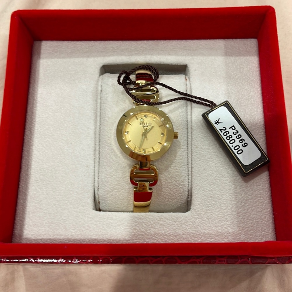 POLOMARK women’s watch.